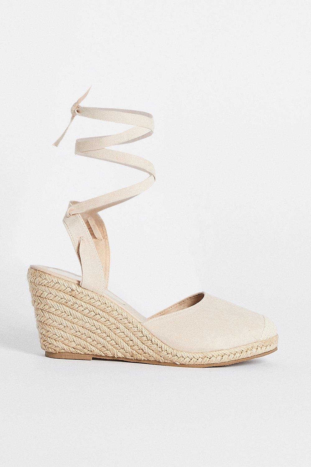 tie up nude wedges