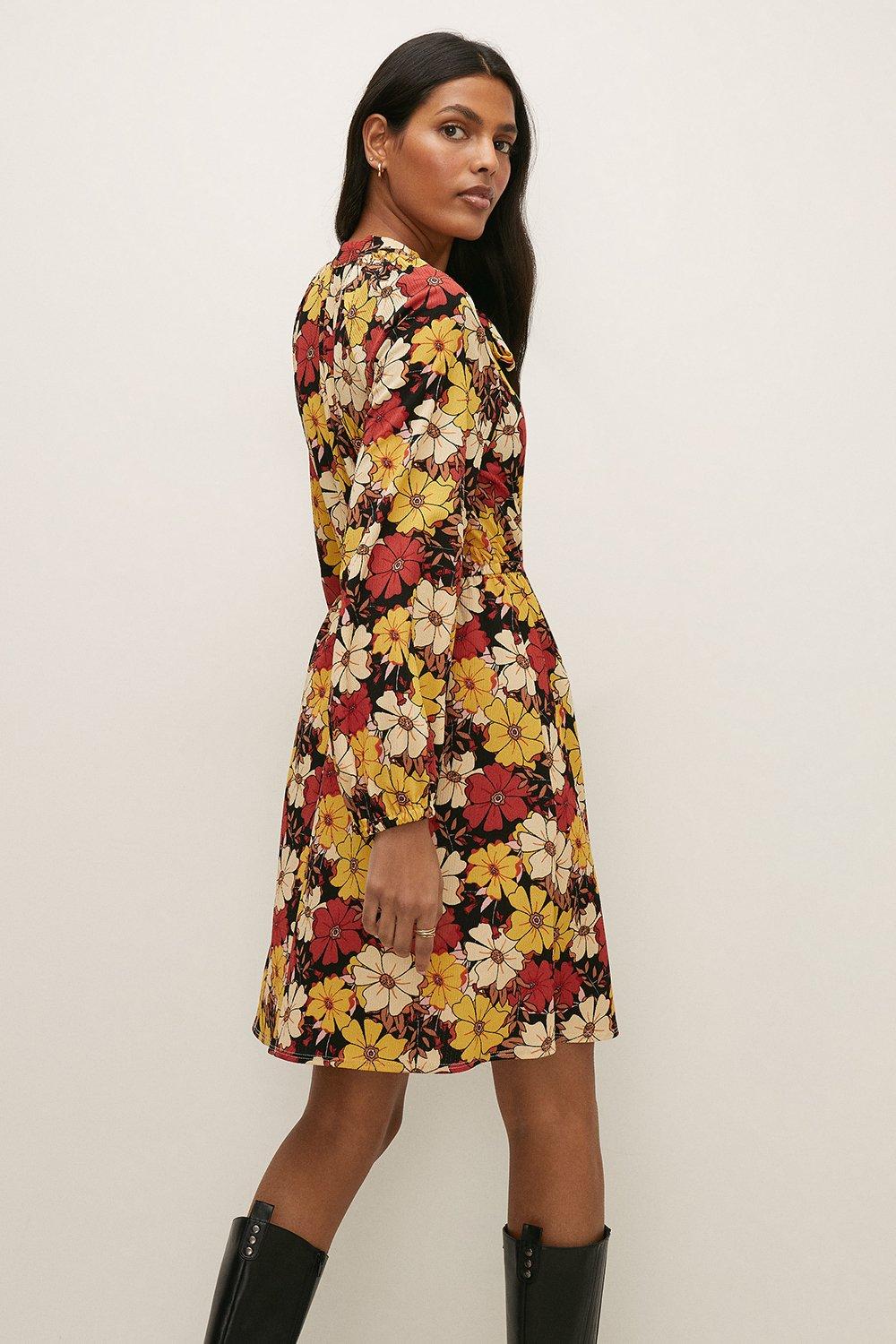 tie neck floral dress