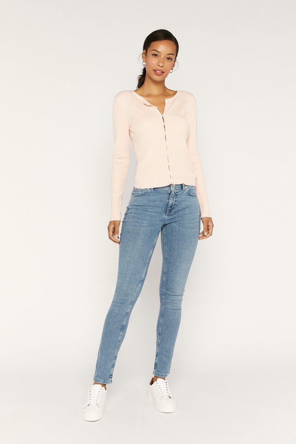 slim leg jean